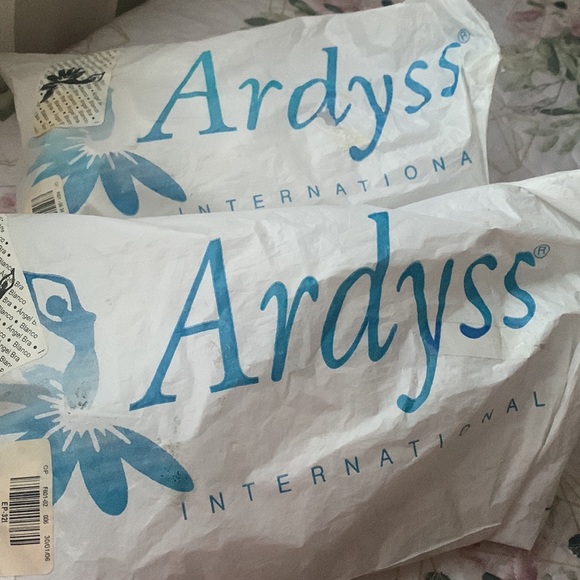 Ardyss Bra - Picture 7 of 7